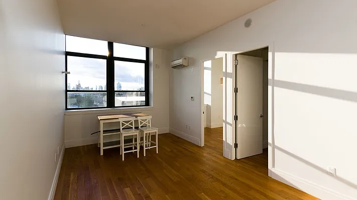 Rented by Nooklyn NYC LLC | media 24