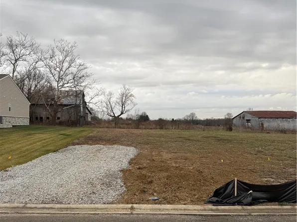 2010 Augusta Parkway, Henryville, IN 47126