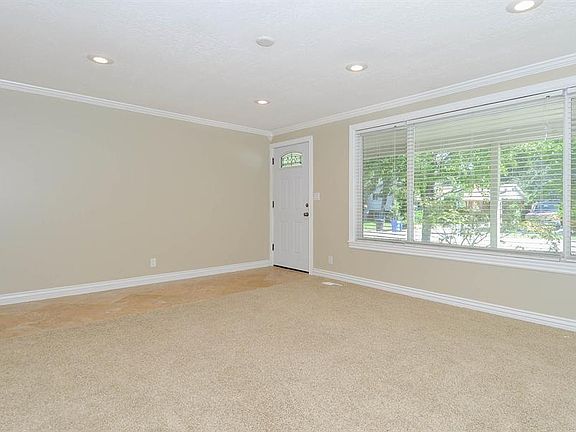 5th image of 6898 S Bella Vista Dr