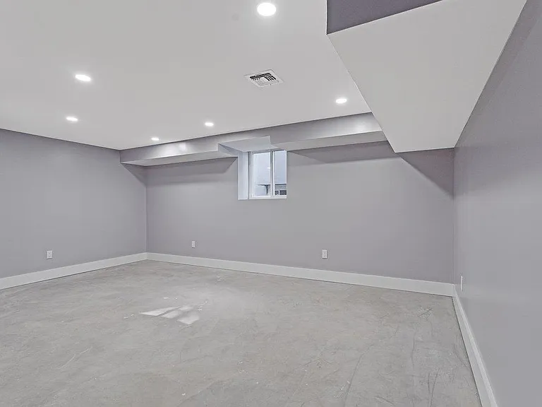 191 Franklin St — Photo 12