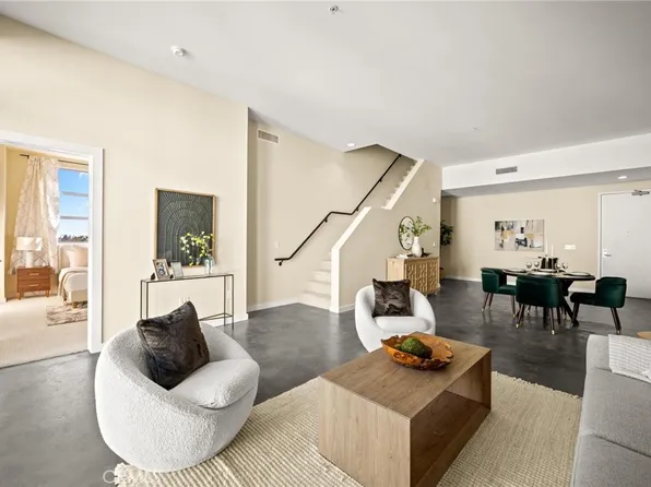 238 S Arroyo Pkwy Unit 401, Pasadena, CA 91105