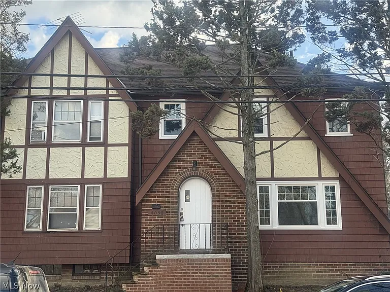 4058 Ardmore Rd — Photo 1