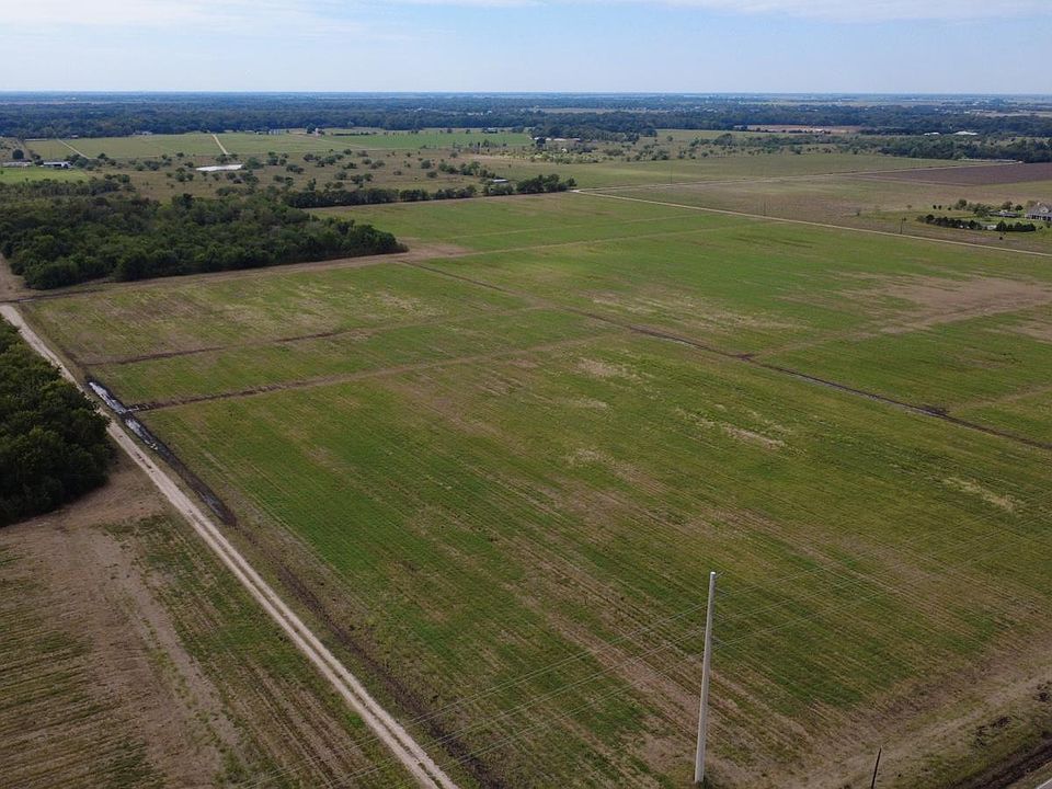 2nd image of 13535 Buls Rd