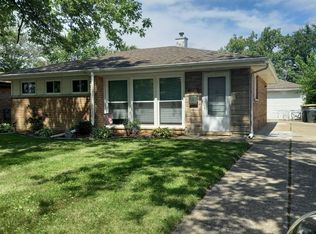 3238 Bernice Rd, Lansing, IL 60438