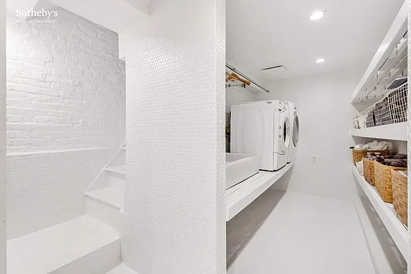 Rented by Sotheby's International Realty | media 11