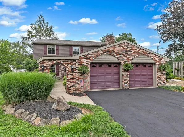 5812 Torrance Dr, Export, PA 15632