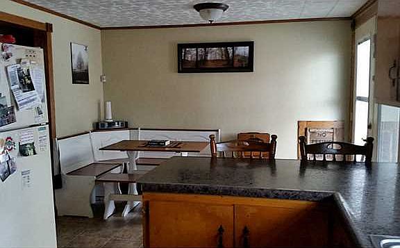 5th image of 220 Westfield Ave