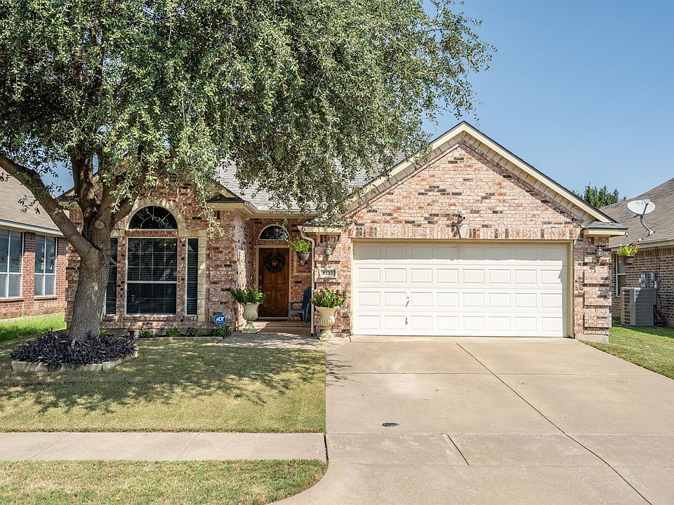 1st image of 8333 Fall Crest Dr