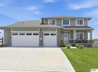 12615 Schirra St, Omaha, NE 68138