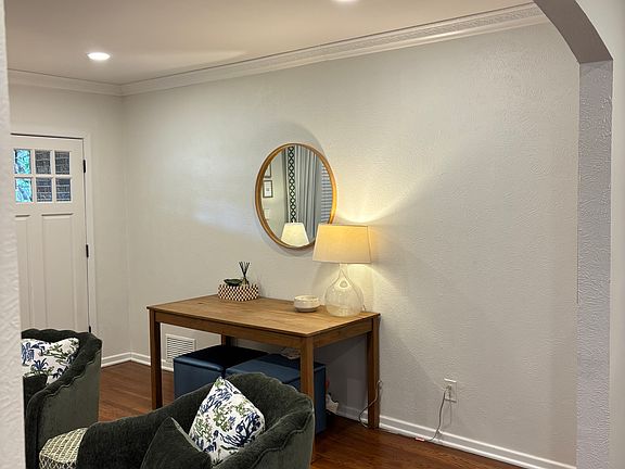 3rd image of 3228 Rogers Ave