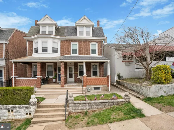 132 W 3rd Ave, Conshohocken, PA 19428