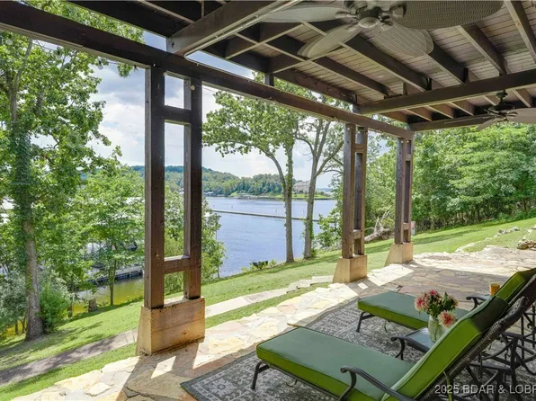 92 Arrowhead Beach Rd, Lake Ozark, MO 65049