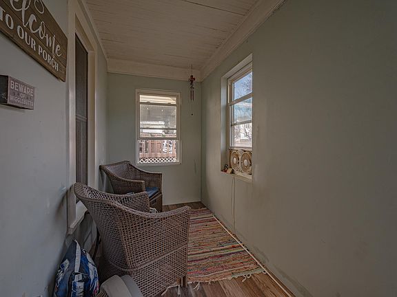3rd image of 1209 S Cornelia St