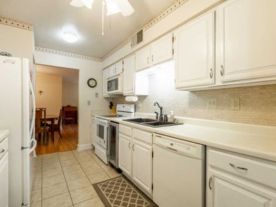 1818 E Shorewood Blvd Unit 209, Shorewood, WI, 53211