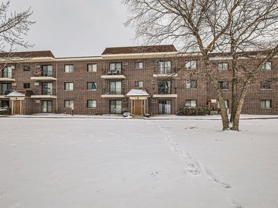 962 N Rohlwing Rd APT 101B, Addison, IL, 60101