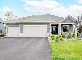 9088 62nd St S, Cottage Grove, MN 55016