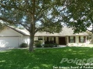 121 Bobwhite Trl, Seguin, TX 78155