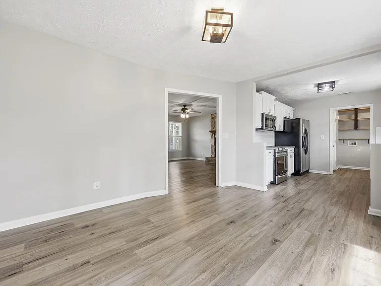 1104 Nan St — Photo 23
