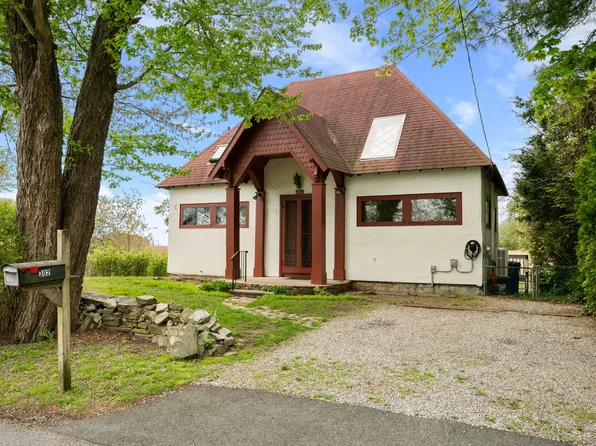 302 Ferry Road, Old Lyme, CT 06371