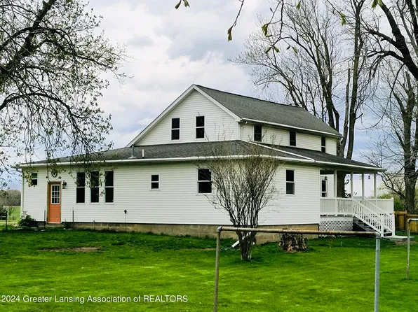 1627 N Ainger Rd, Charlotte, MI 48813