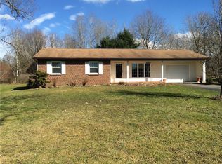 13164 Bay Dr, Conneaut Lake, PA 16316