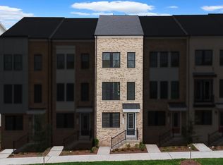 2674 River Birch Rd, Herndon, VA 20171