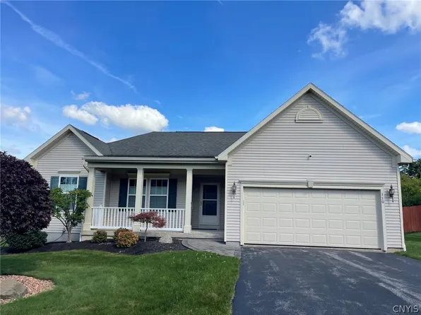110 Burning Hollow Dr, Chittenango, NY 13037