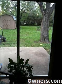 2nd image of 221 NE Amy St