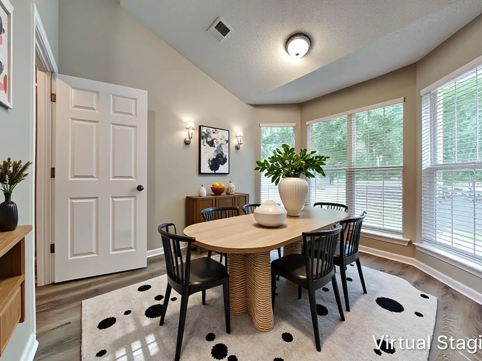 3 bed, 2.0 bath, 1500 sqft, $1,799 — Photo 4