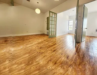 Rented by RELEASE NY