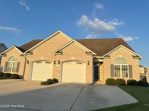 2113 B Dovedale Dr, Greenville, NC 27834