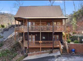 1214 Upper Alpine Way, Gatlinburg, TN 37738