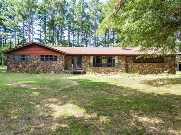 2113 Fairview Rd, Paragould, AR 72450