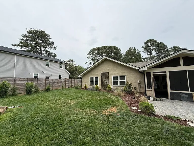 908 Plateau Ln — Photo 28