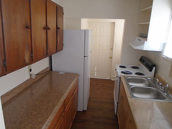5th image of 104 NW 9th Ave