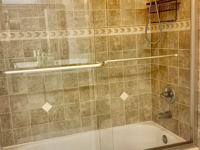 6952 SW 39th St #C202 — Photo 11