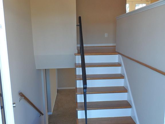 2nd image of 2434 Ellison Ave