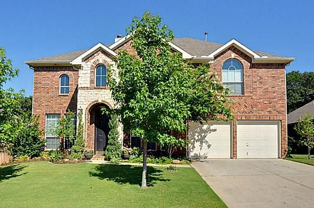 1st image of 225 Bluebonnet Trl