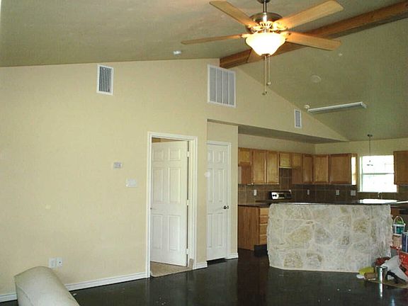 Open Living to Kitchen