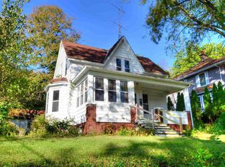 1315 Ash St, Baraboo, WI 53913