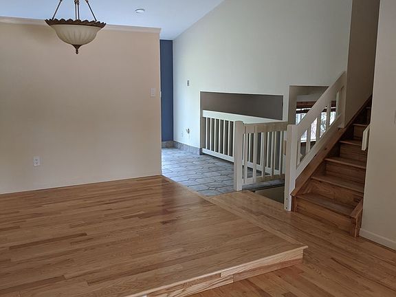 3rd image of 5511 E Old Farm Cir