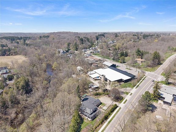 3rd image of 311 Brock Rd