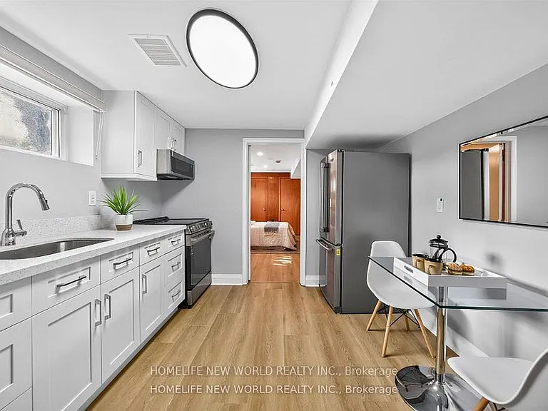 201 Goddard St #LOWER — Photo 8