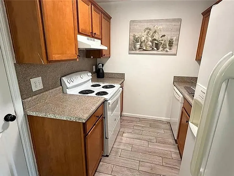 250 Mill Creek Pl — Photo 18