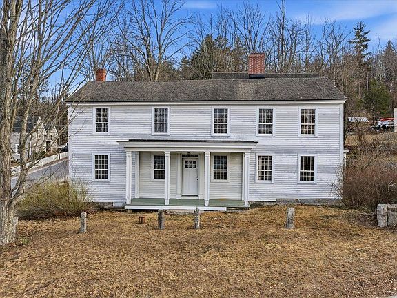 2nd image of 1 Cemetery Road