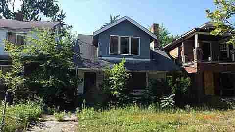 565 W Hollywood
