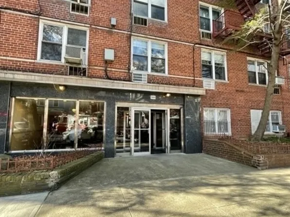 390 Rugby Road image 18 of 29