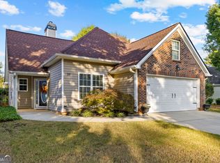26 Belltree Cir, Newnan, GA 30265