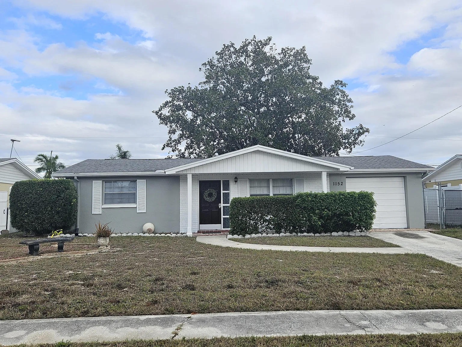 2 bed, 900 sqft, $1,600 — Photo 1