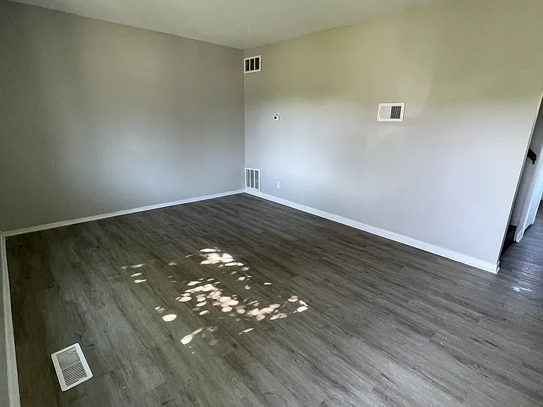 4970 Tennessee St — Photo 3